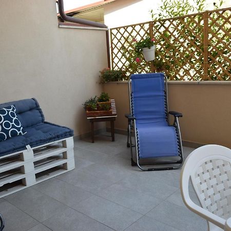 Casa Vacanze Lombardo Santa Teresa Di Riva Ngoại thất bức ảnh