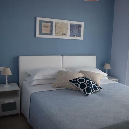 Casa Vacanze Lombardo Santa Teresa Di Riva Ngoại thất bức ảnh