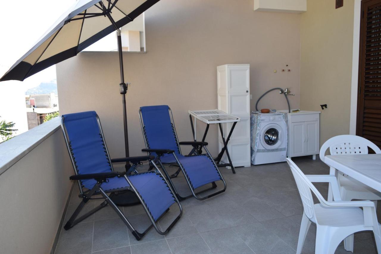 Casa Vacanze Lombardo Santa Teresa Di Riva Ngoại thất bức ảnh