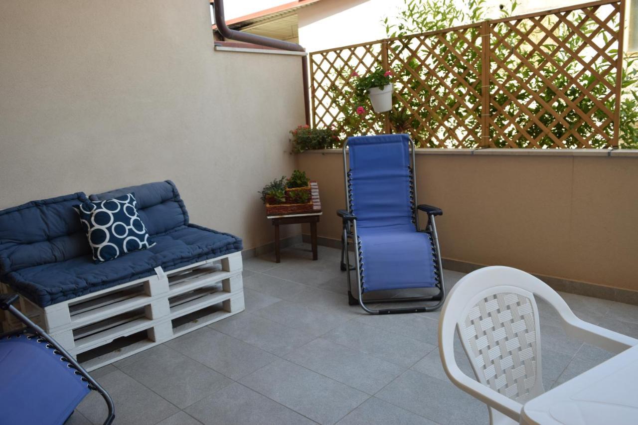 Casa Vacanze Lombardo Santa Teresa Di Riva Ngoại thất bức ảnh