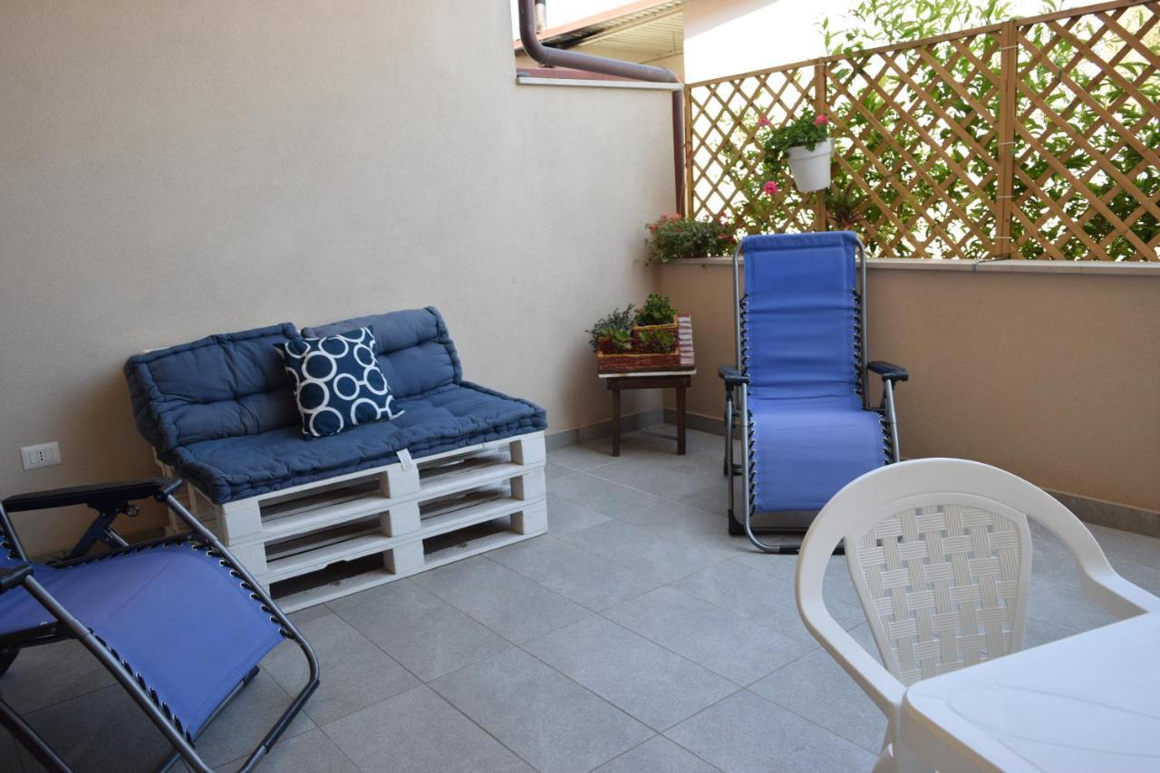 Casa Vacanze Lombardo Santa Teresa Di Riva Ngoại thất bức ảnh