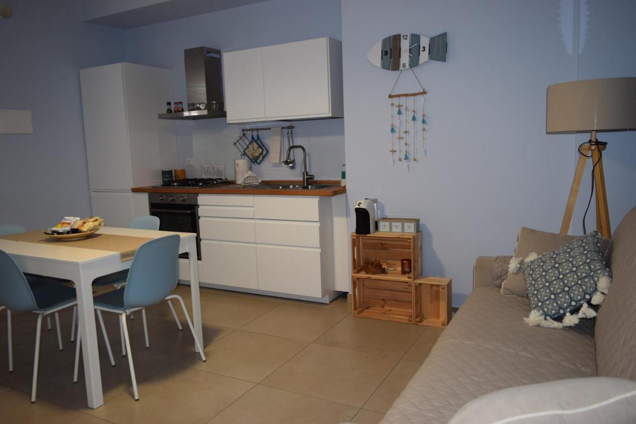 Casa Vacanze Lombardo Santa Teresa Di Riva Ngoại thất bức ảnh