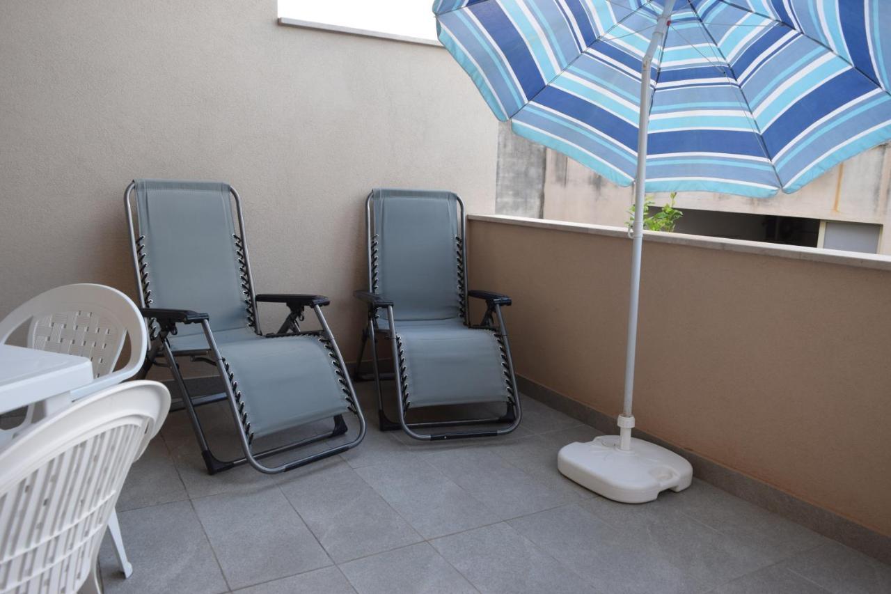 Casa Vacanze Lombardo Santa Teresa Di Riva Ngoại thất bức ảnh