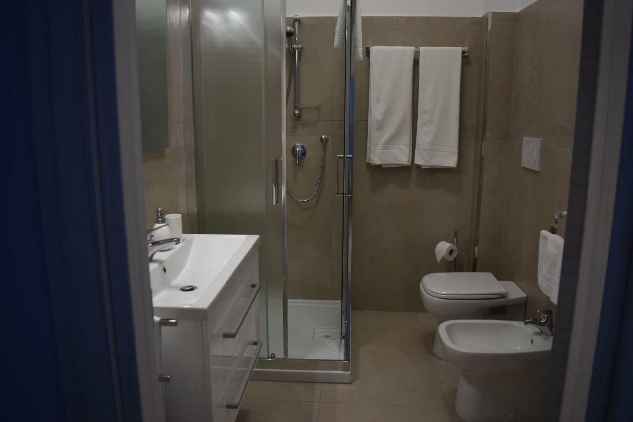 Casa Vacanze Lombardo Santa Teresa Di Riva Ngoại thất bức ảnh