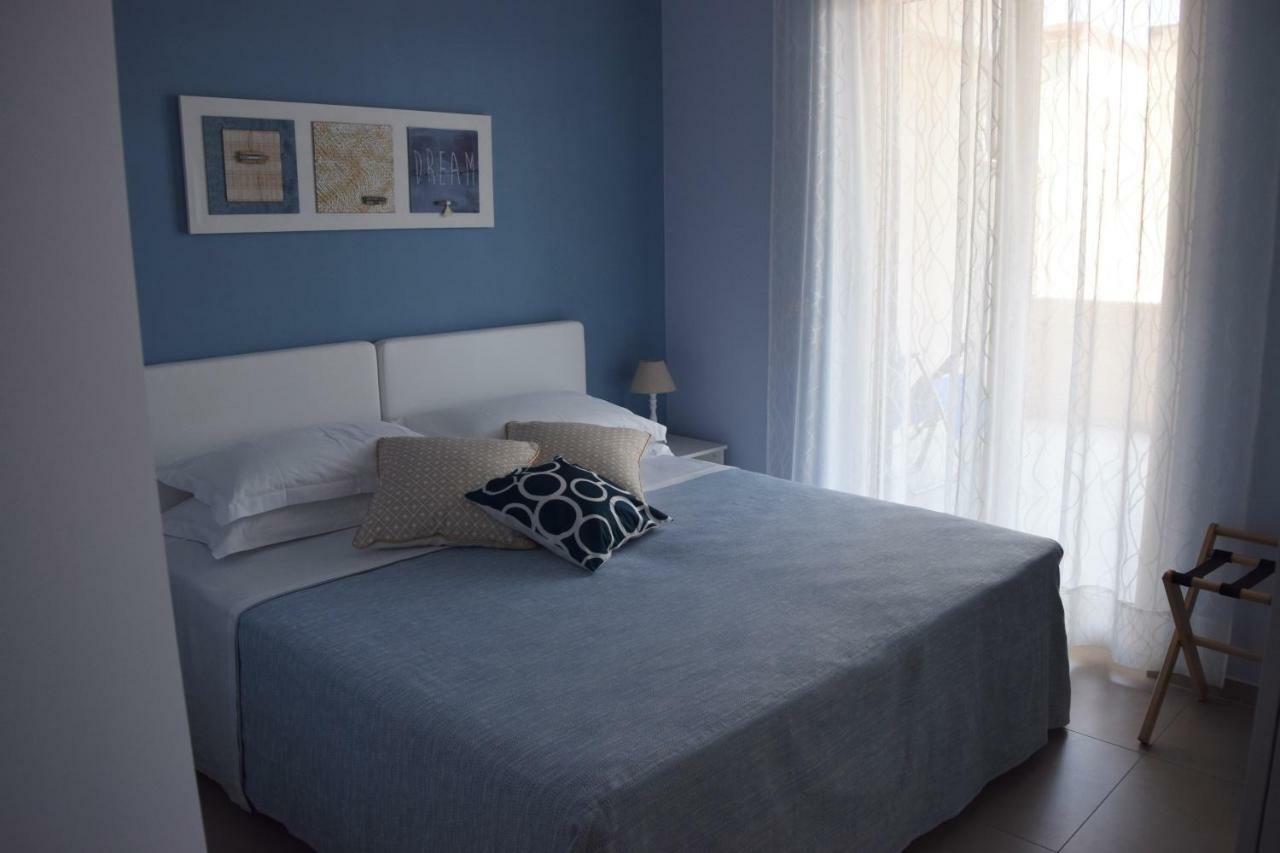 Casa Vacanze Lombardo Santa Teresa Di Riva Ngoại thất bức ảnh