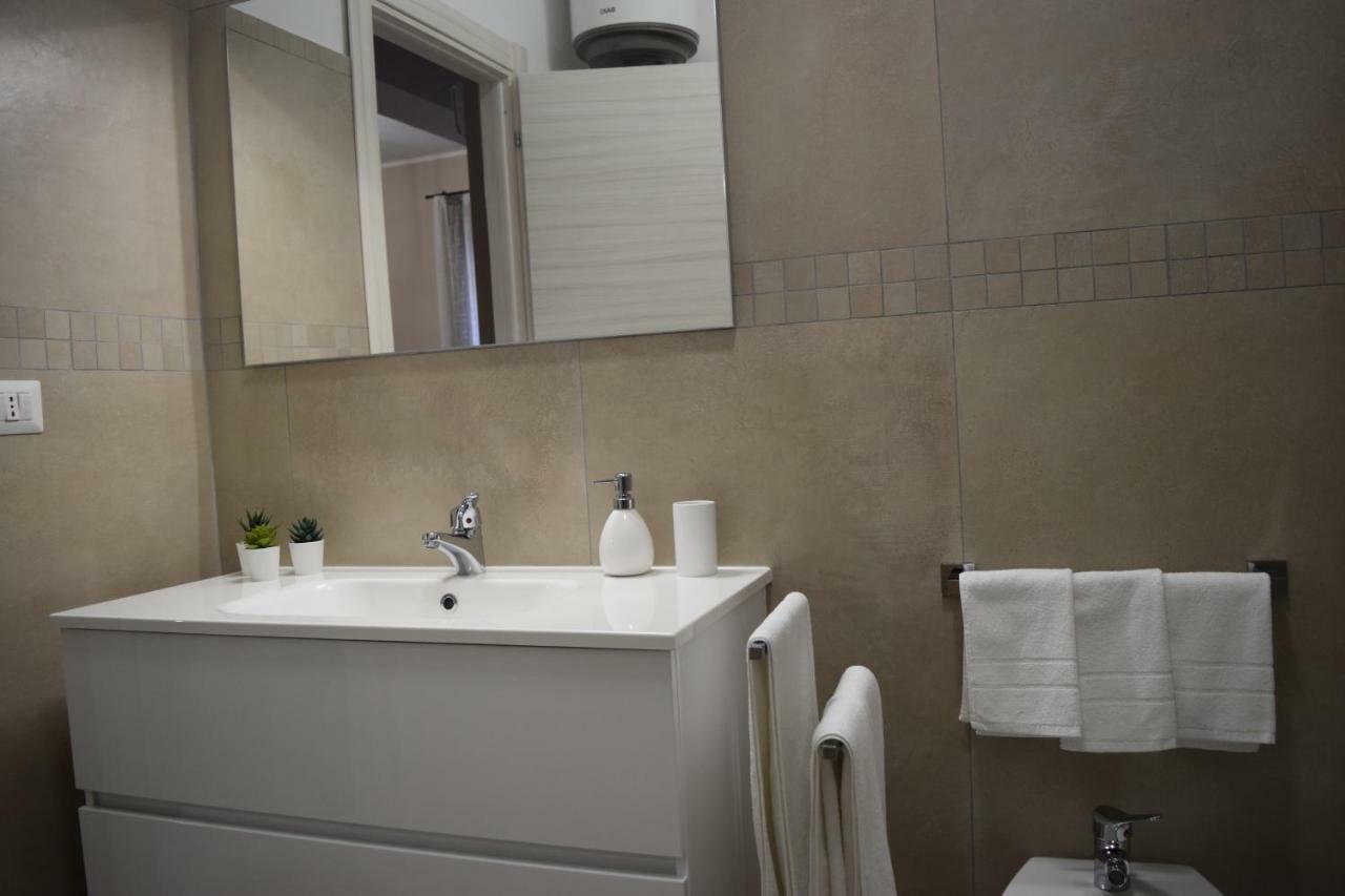 Casa Vacanze Lombardo Santa Teresa Di Riva Ngoại thất bức ảnh
