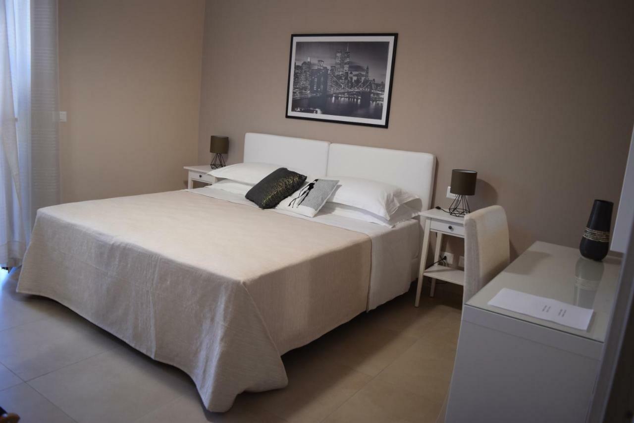 Casa Vacanze Lombardo Santa Teresa Di Riva Ngoại thất bức ảnh